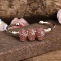 3 Things to Love About Canadian Rhodonite Stones