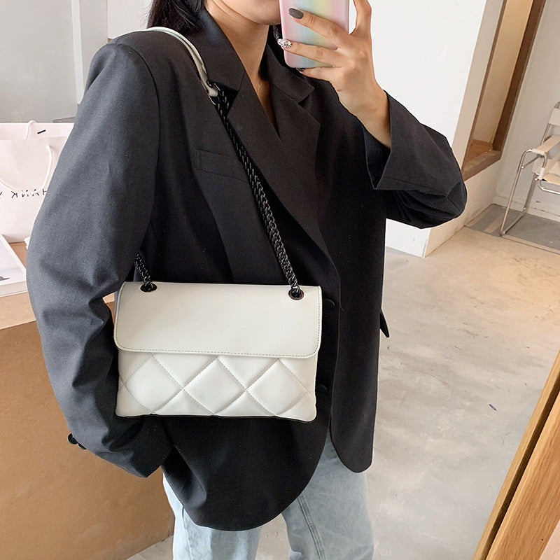 Sleek Flap Shoulder Crossbody Bag