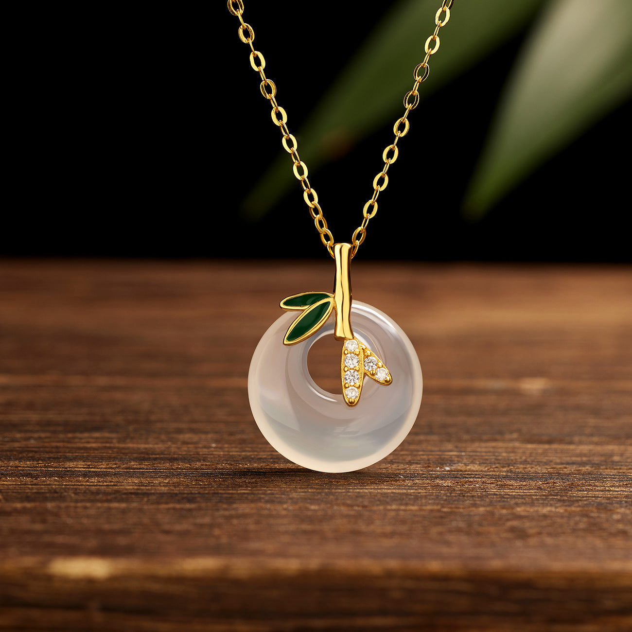 Natural Chalcedony Peace Buckle Necklace