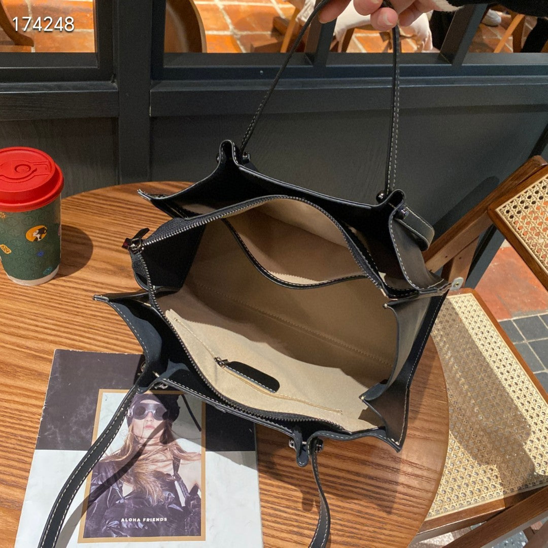 Luxurious Soft Leatherette Tote Bag