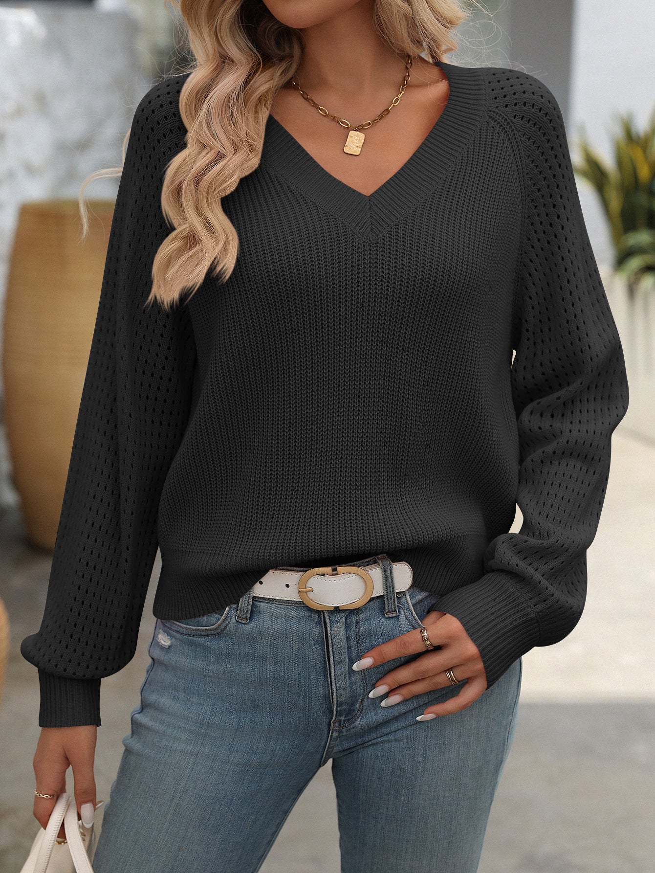 Wool Blend V-Neck Pull-Over Sweater